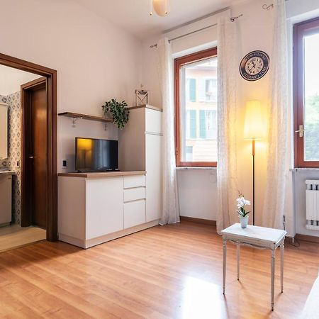 Casa Blu Flexyrent Apartment Wifi - No Ac Milano Exterior foto